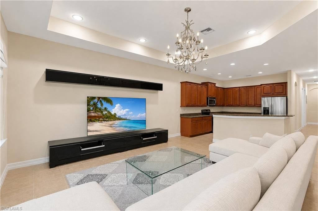 291 Saddlebrook Ln, Naples, FL 34110 Photo