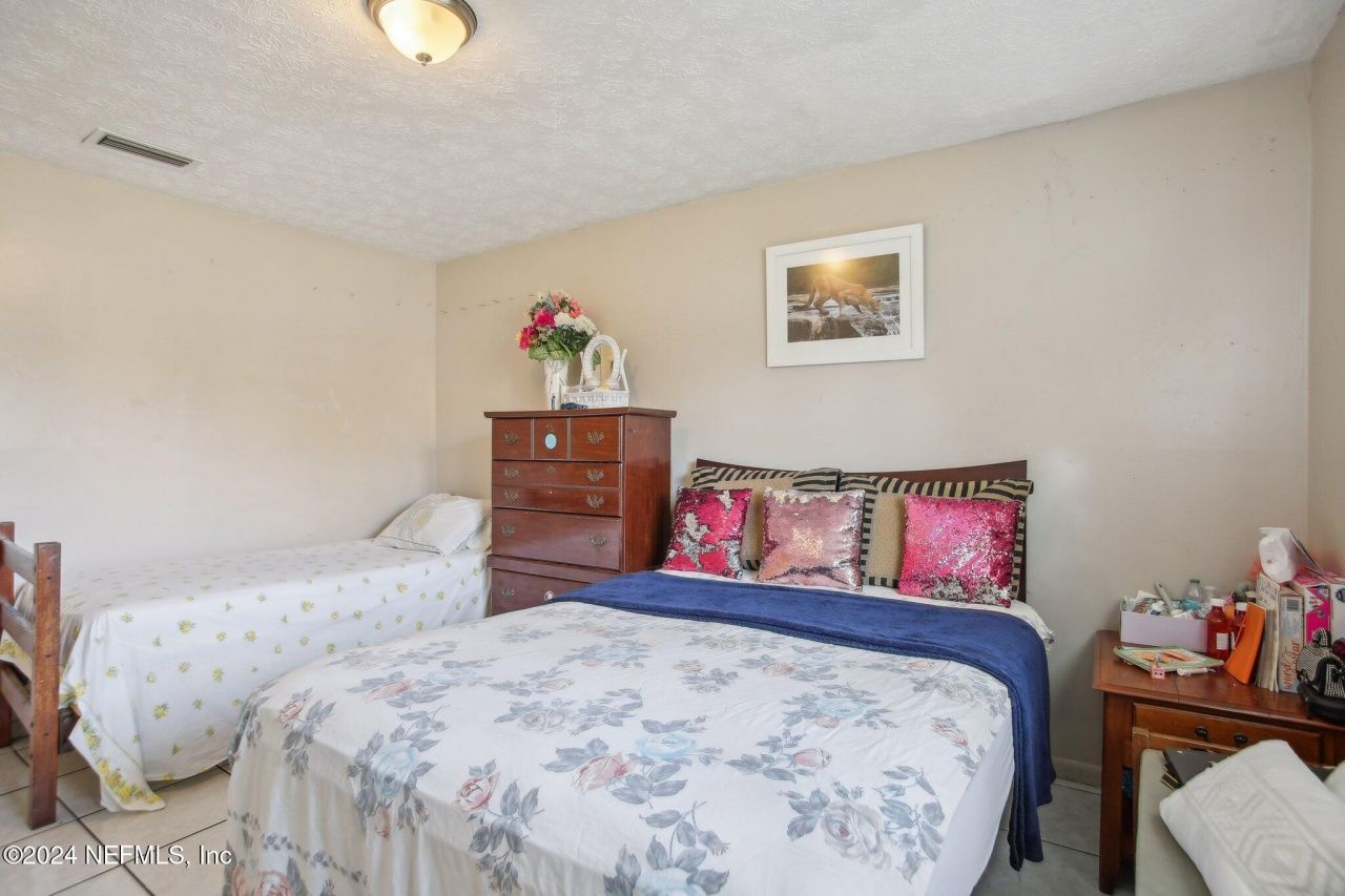5816 Moncrief Road, Jacksonville, FL 32209 Photo
