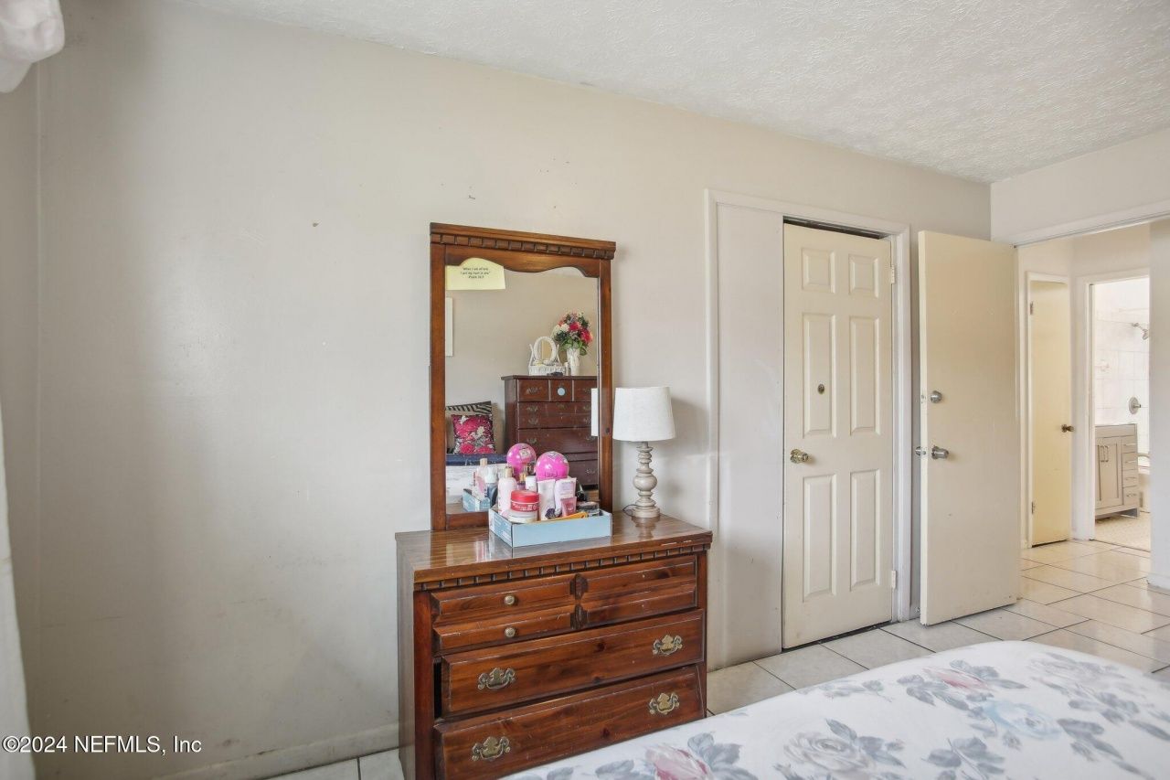 5816 Moncrief Road, Jacksonville, FL 32209 Photo