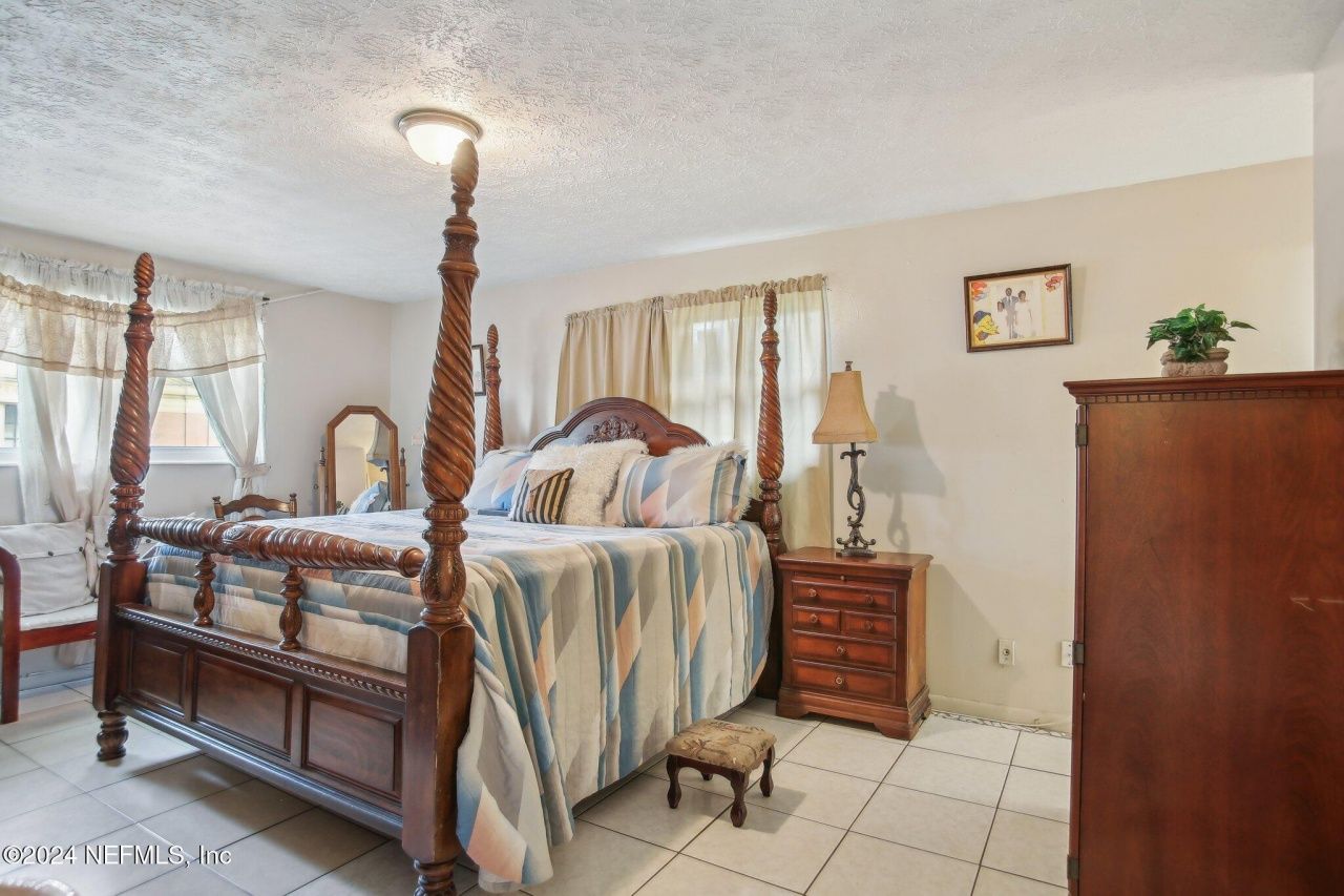 5816 Moncrief Road, Jacksonville, FL 32209 Photo