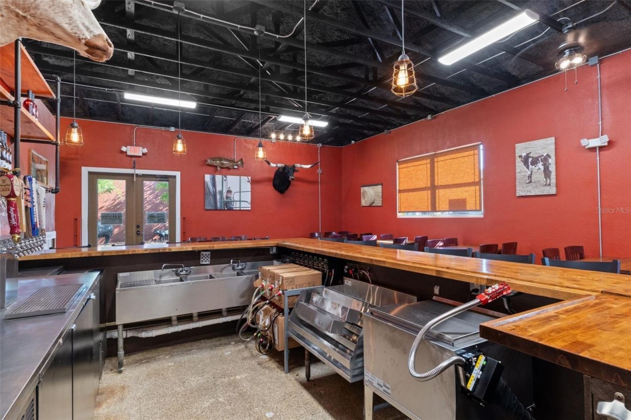 508 N Citrus Avenue, Crystal River, FL 34428 Photo