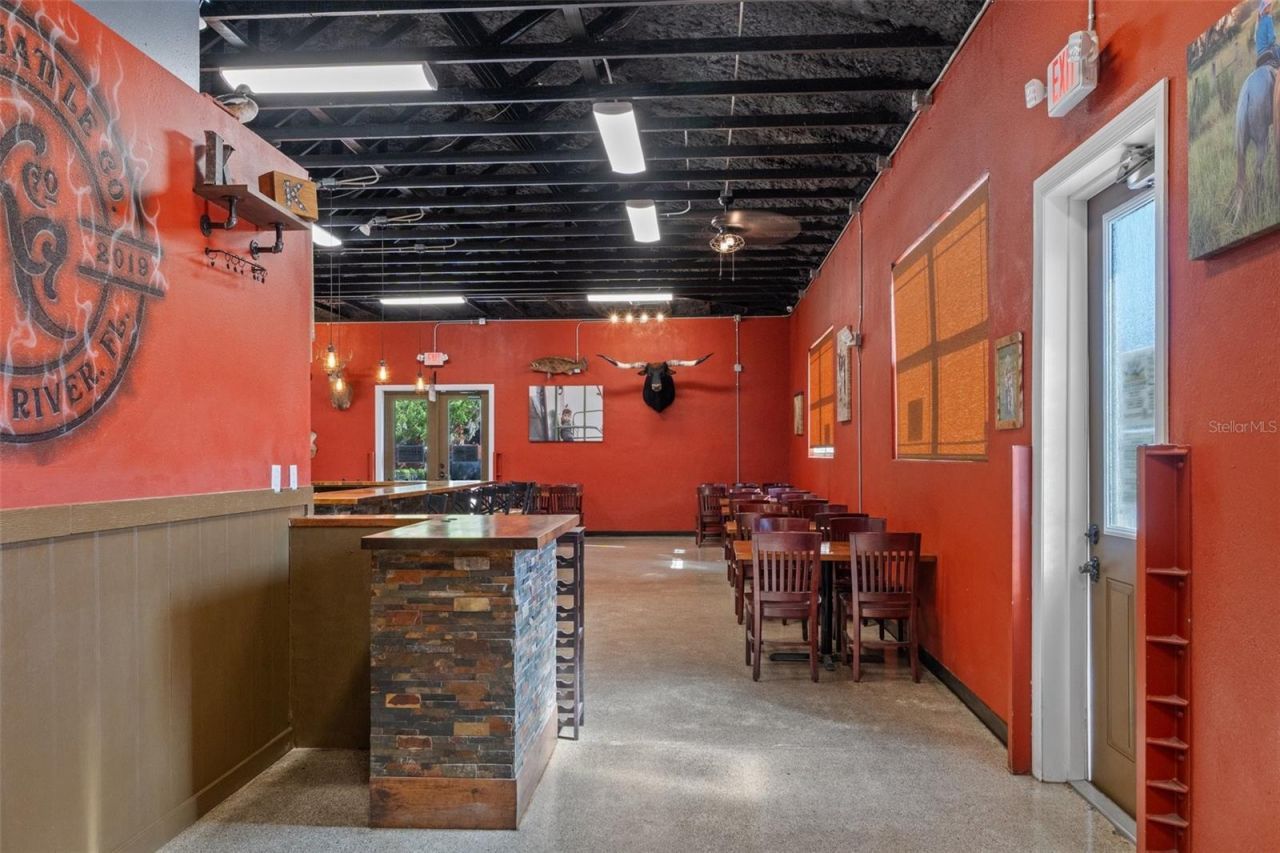 508 N Citrus Avenue, Crystal River, FL 34428 Photo