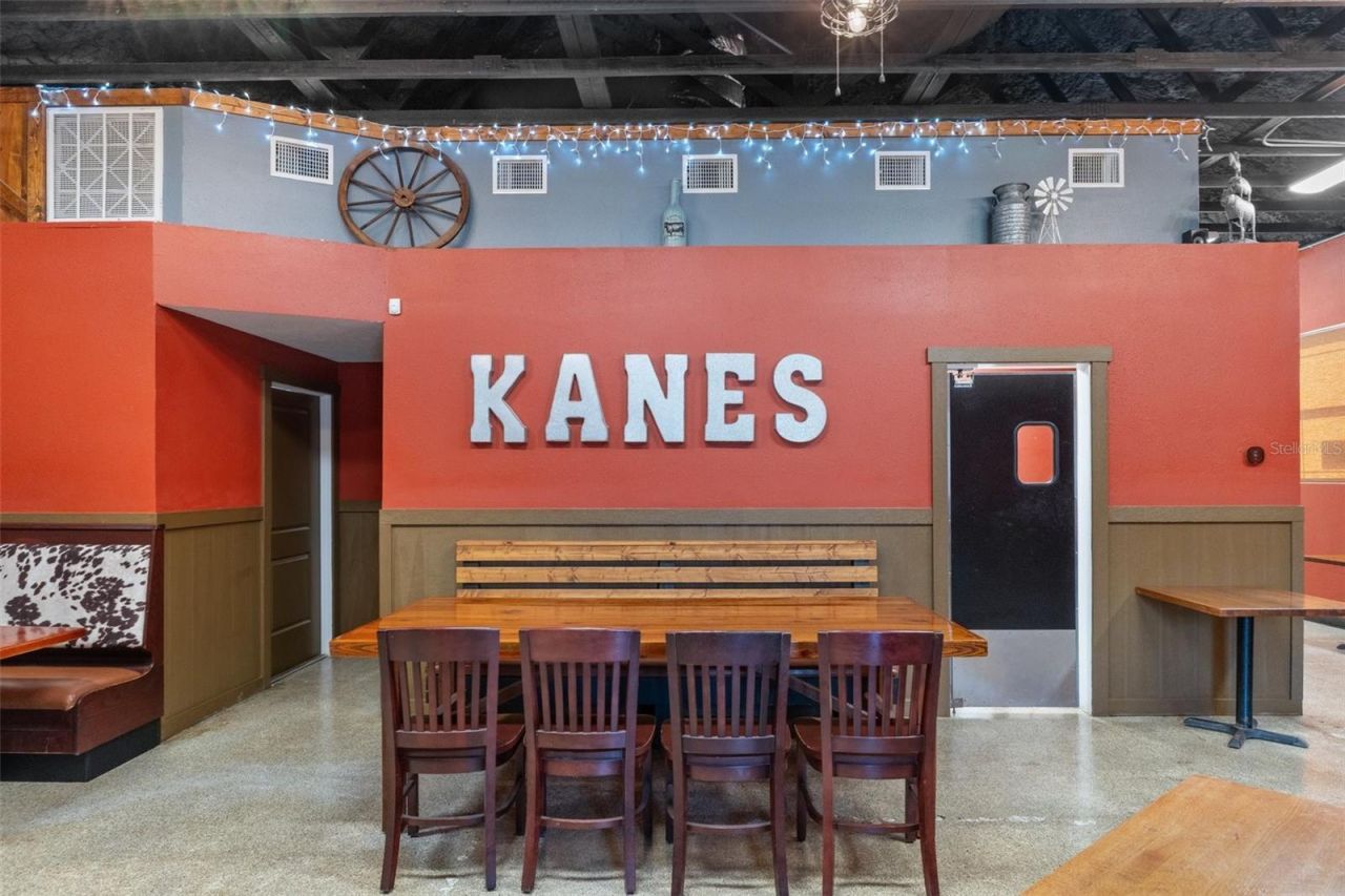 508 N Citrus Avenue, Crystal River, FL 34428 Photo