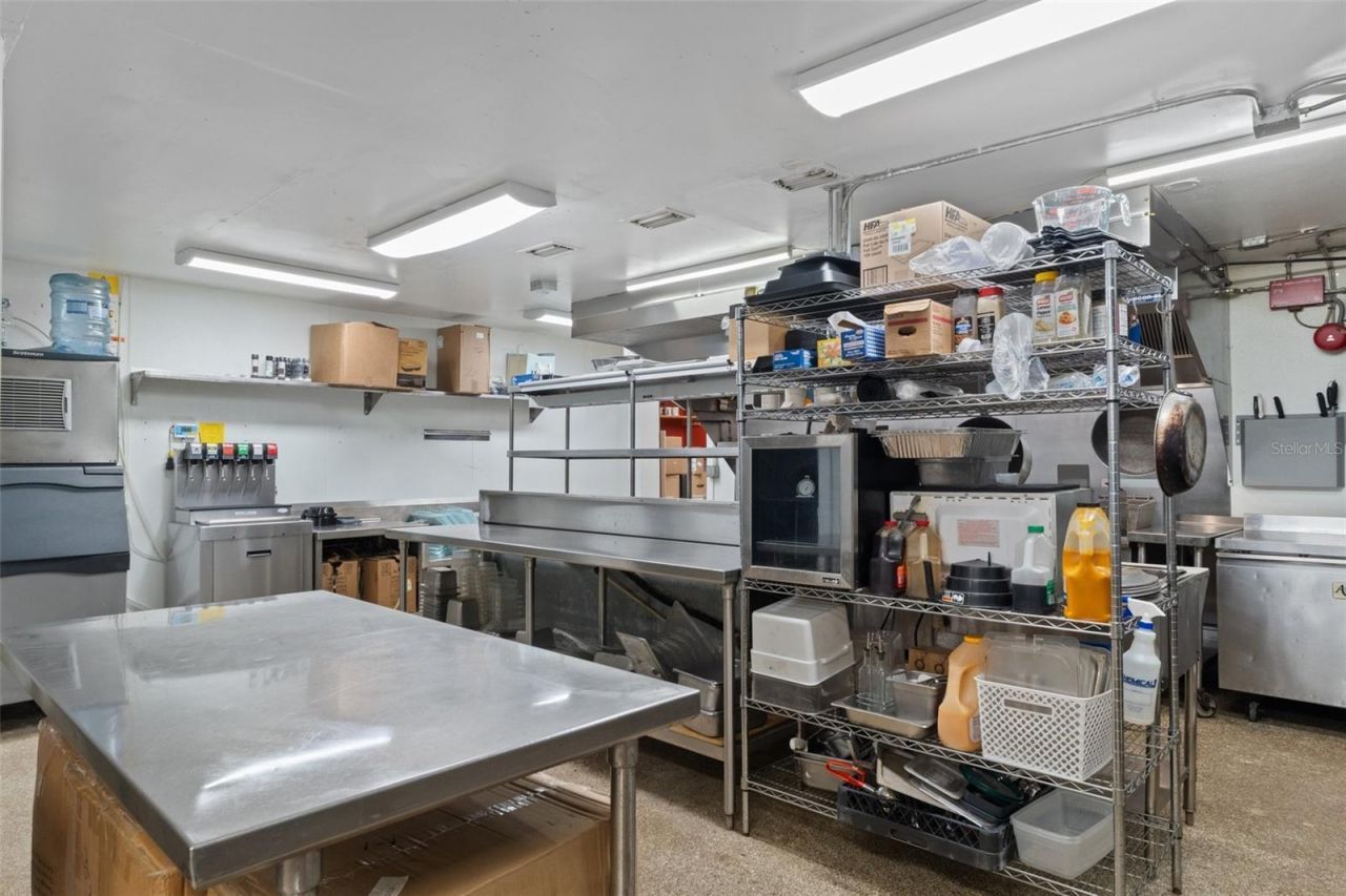 508 N Citrus Avenue, Crystal River, FL 34428 Photo