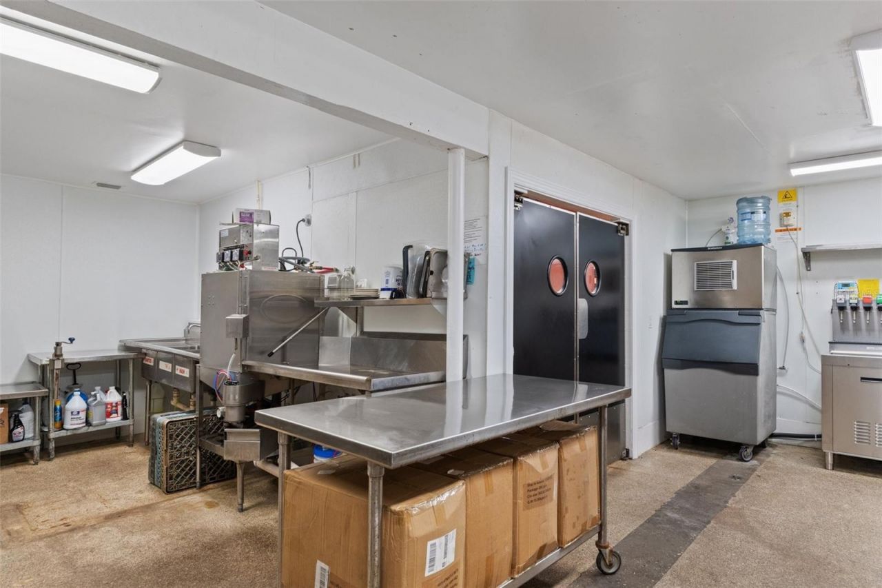 508 N Citrus Avenue, Crystal River, FL 34428 Photo