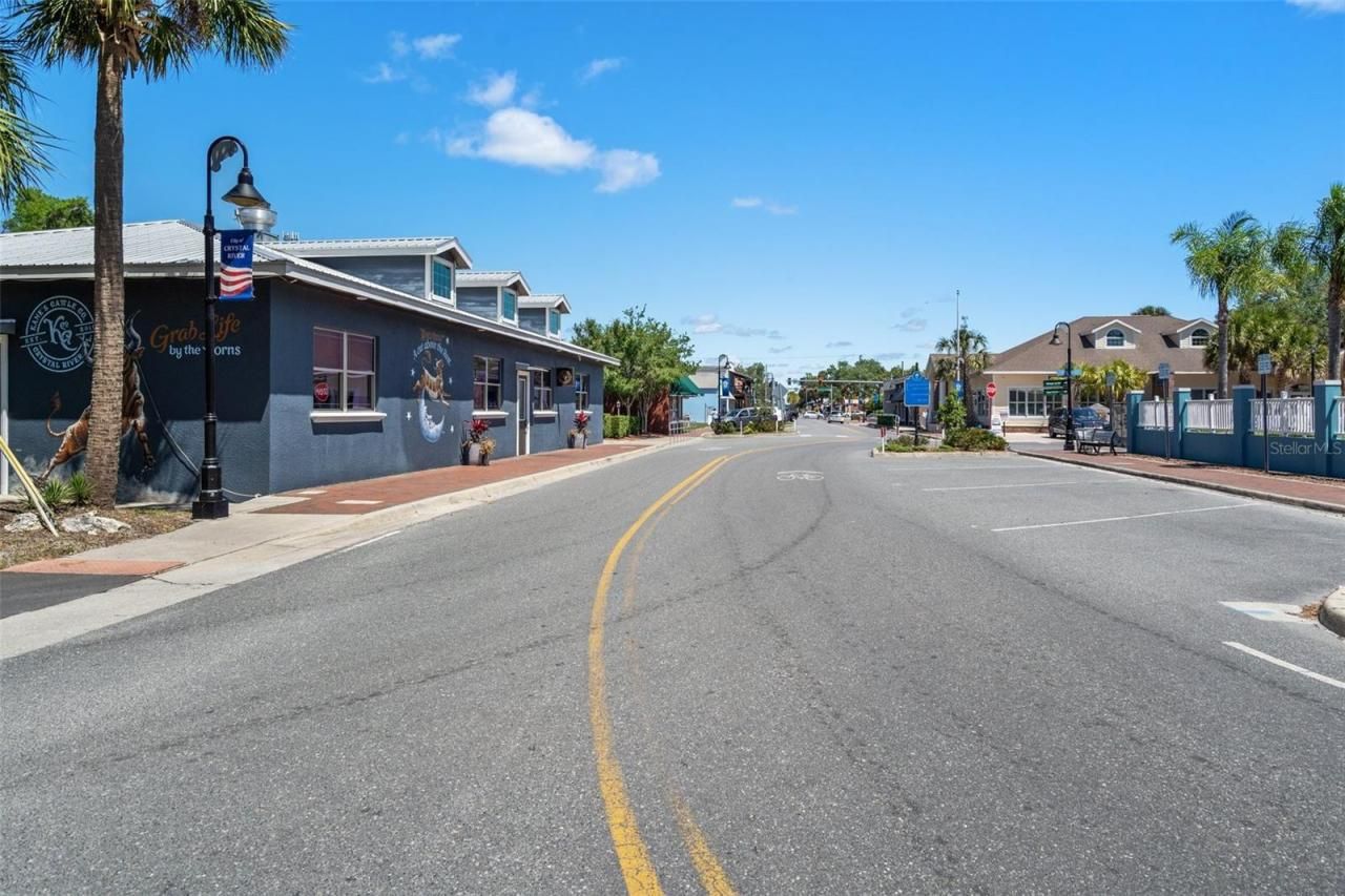 508 N Citrus Avenue, Crystal River, FL 34428 Photo