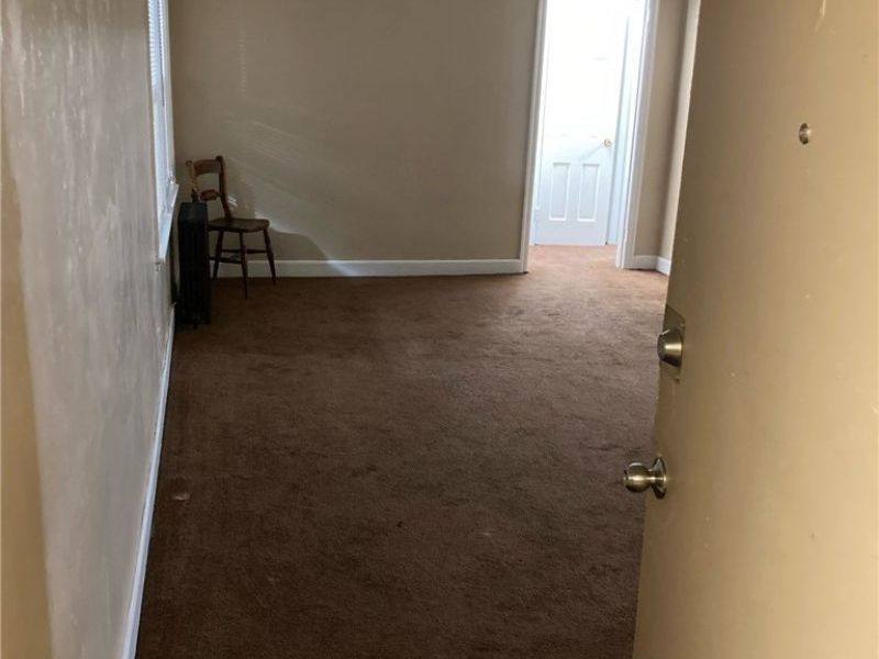 1875 Forest Hills Boulevard, Cleveland, OH 44112 Photo 8