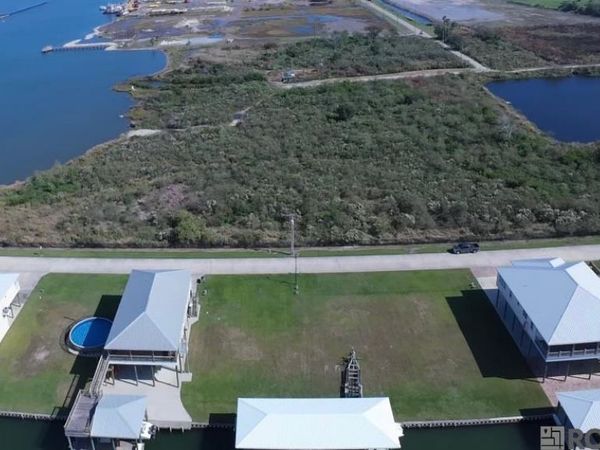 Lot 13 Sandy Point Dr, Grand Isle, LA 70358