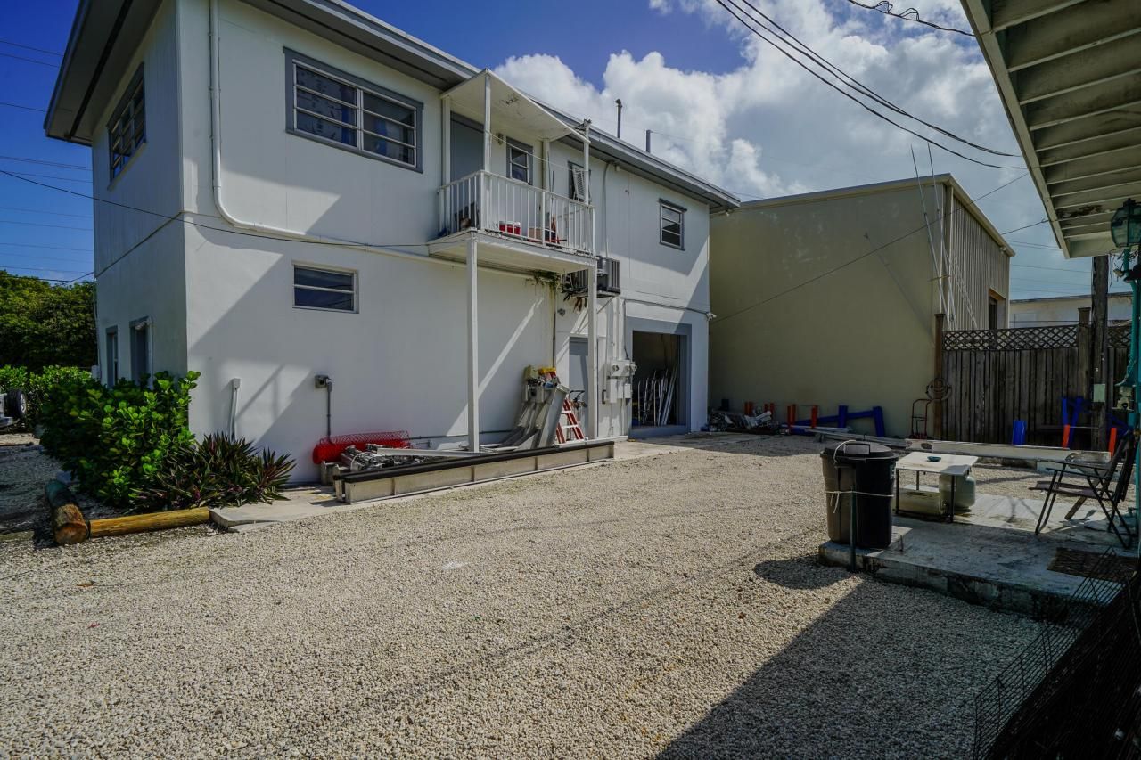 131 Ellis Drive, Tavernier, FL 33070 Photo