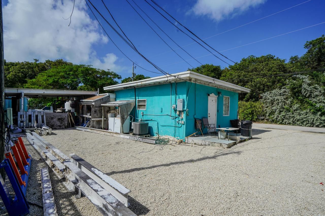 131 Ellis Drive, Tavernier, FL 33070 Photo