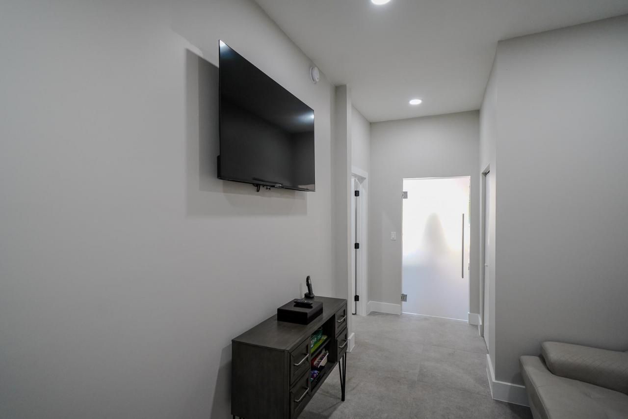 131 Ellis Drive, Tavernier, FL 33070 Photo