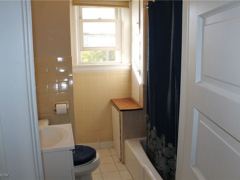 988 E 185th Street, Cleveland, OH 44119 Photo 26