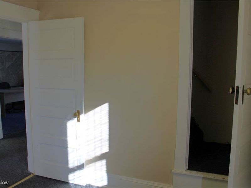 988 E 185th Street, Cleveland, OH 44119 Photo 31