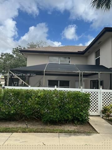 5 Amherst Ct, Unit D, Royal Palm Beach, FL 33411 Photo