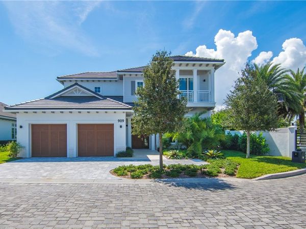909 Surfsedge Way, Vero Beach, FL 32963