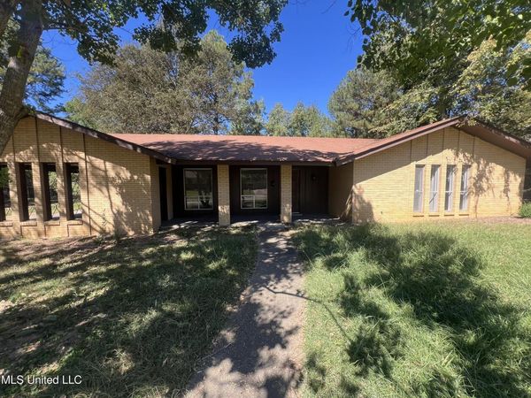 4224 Cypress Drive, Jackson, MS 39212
