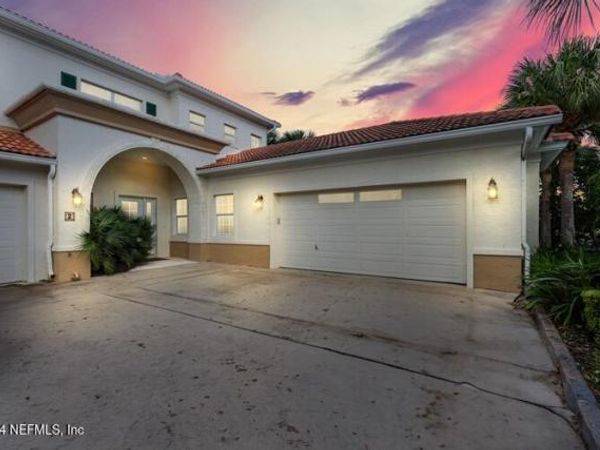 2 VISCAYA Drive, Unit 102, Palm Coast, FL 32137