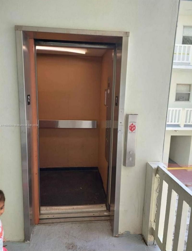 12890 NE 8th Ave, Unit 202, North Miami, FL 33161 Photo