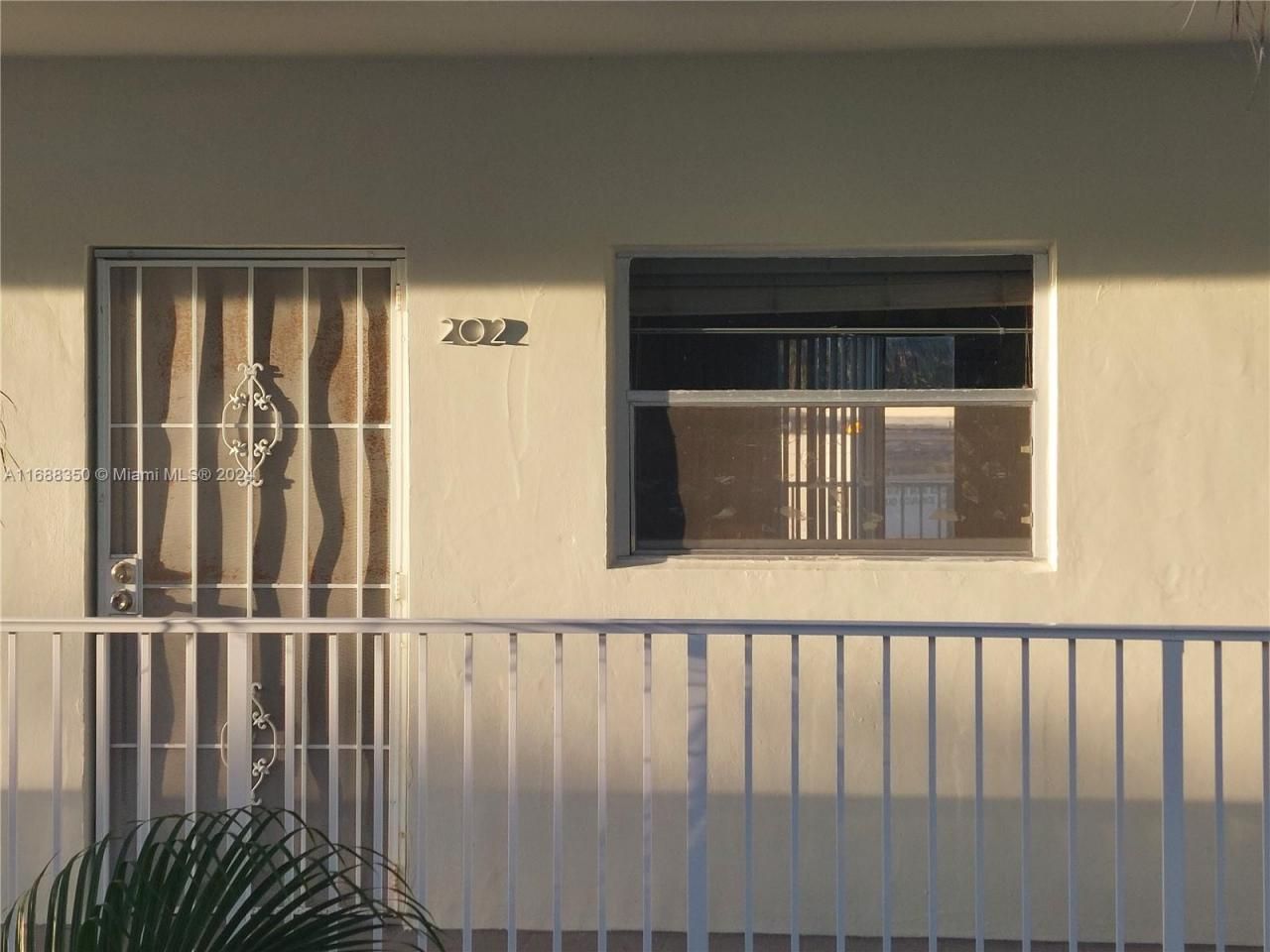 12890 NE 8th Ave, Unit 202, North Miami, FL 33161 Photo