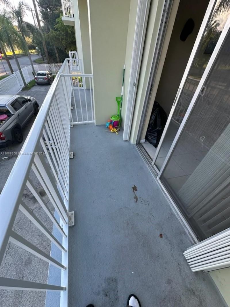 12890 NE 8th Ave, Unit 202, North Miami, FL 33161 Photo