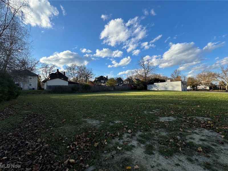 412 Ohio Avenue, Mc Donald, OH 44437 Photo 4