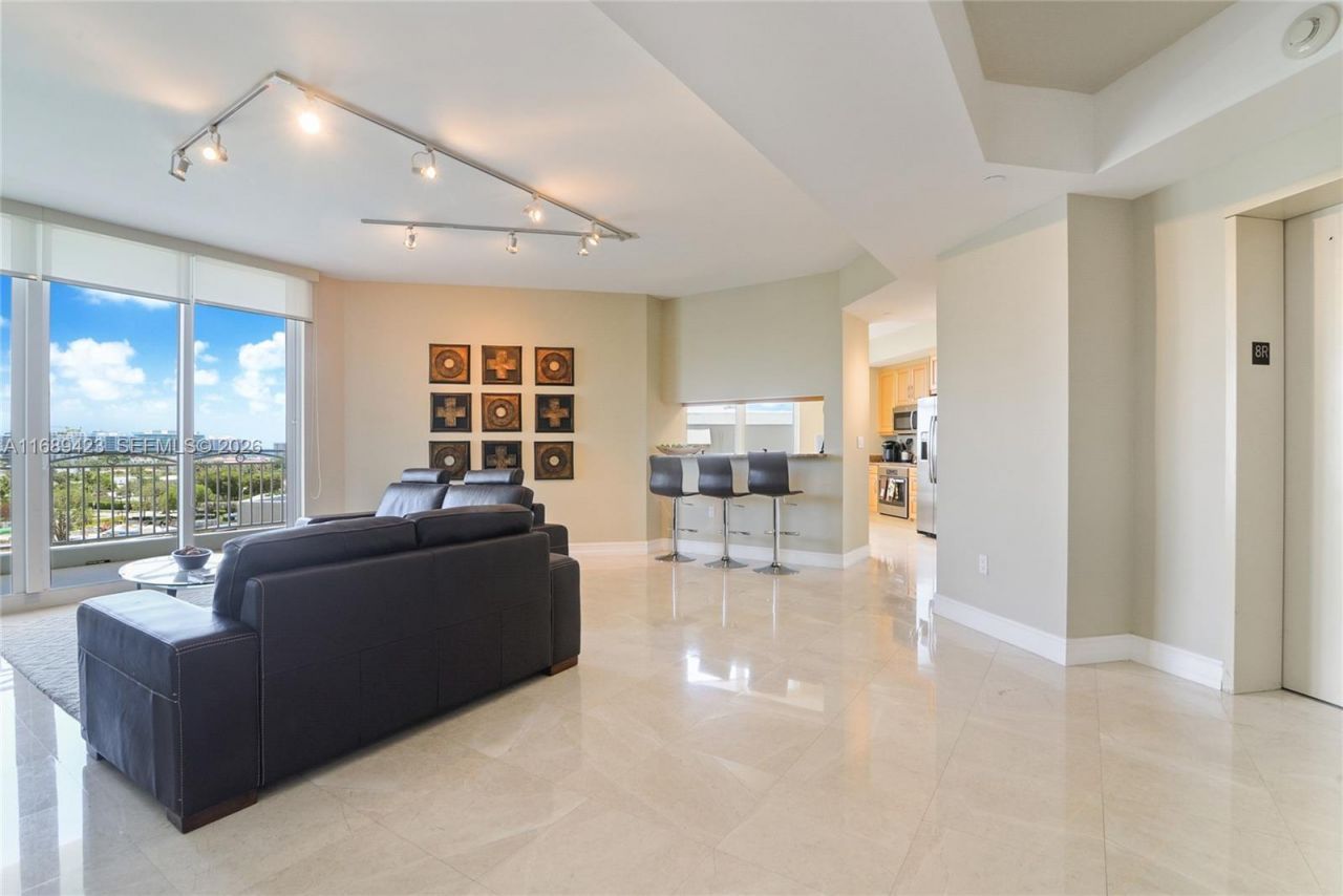 9751 E Bay Harbor Dr, Unit 8D, Bay Harbor Islands, FL 33154 Photo