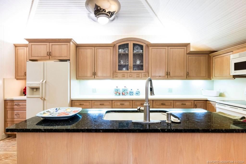 535 SW Siesta Way, Stuart, FL 34994 Photo