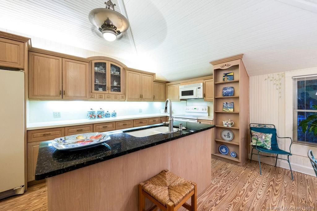 535 SW Siesta Way, Stuart, FL 34994 Photo