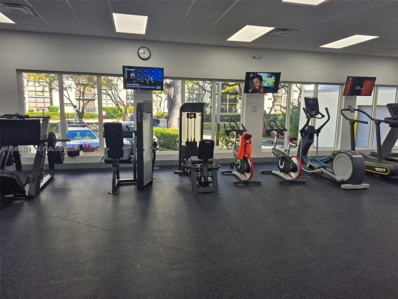 17021 N Bay Rd, Unit 412-IV, Sunny Isles Beach, FL 33160 Photo