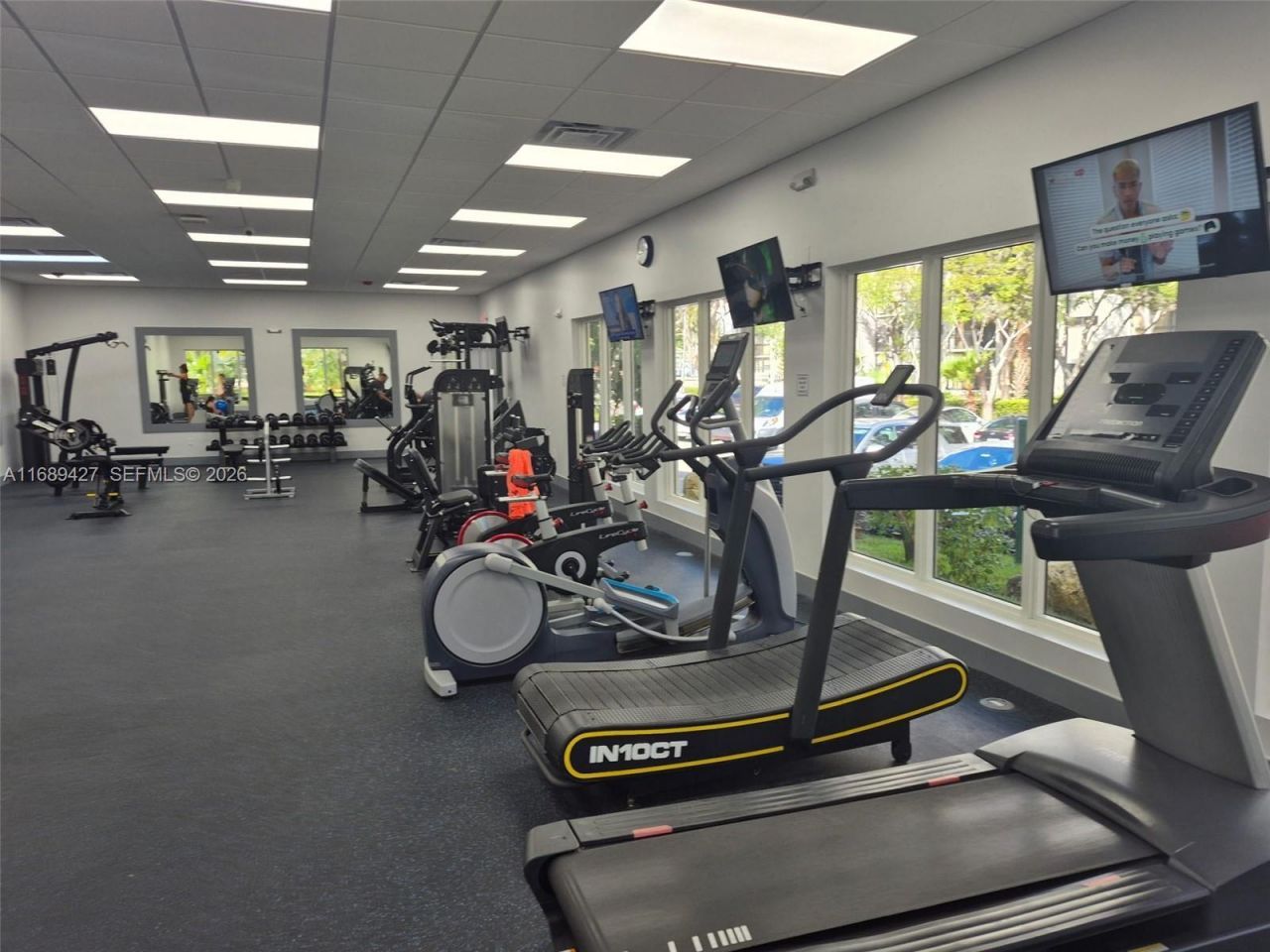 17021 N Bay Rd, Unit 412-IV, Sunny Isles Beach, FL 33160 Photo