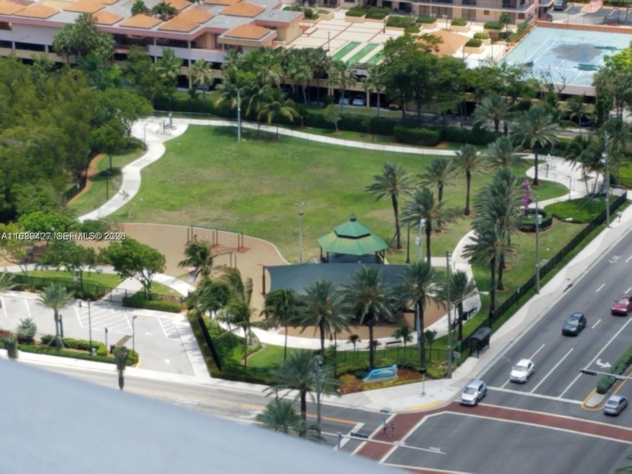 17021 N Bay Rd, Unit 412-IV, Sunny Isles Beach, FL 33160 Photo