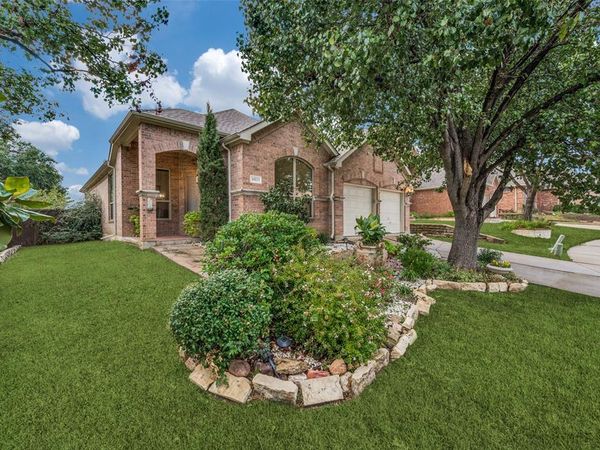 9801 Sunrise Court, Irving, TX 75063