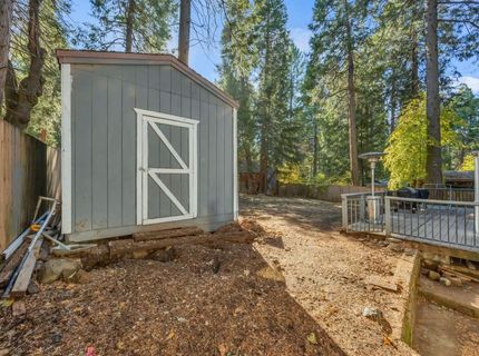 6922 Ridgeway Dr, Pollock Pines, CA 95726 Photo