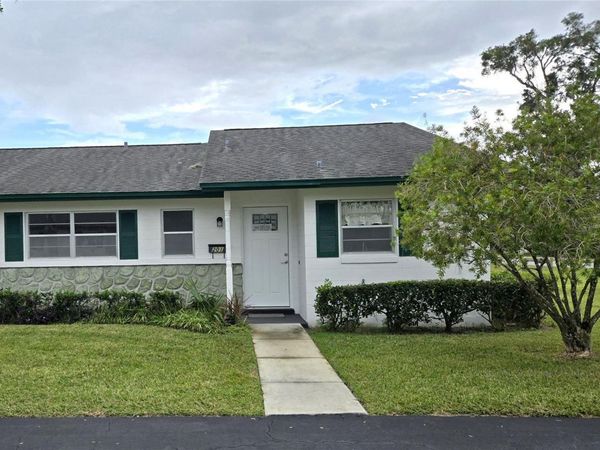 201 N HILL AVENUE, Unit 150, DELAND, FL 32724