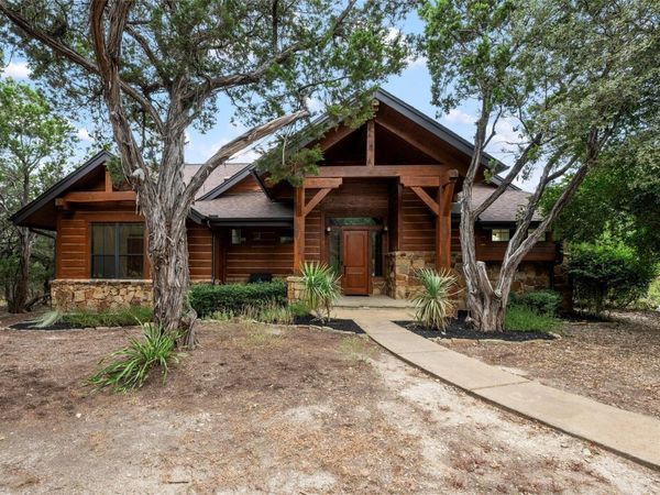 18616 Riverchase DR, Jonestown, TX 78645