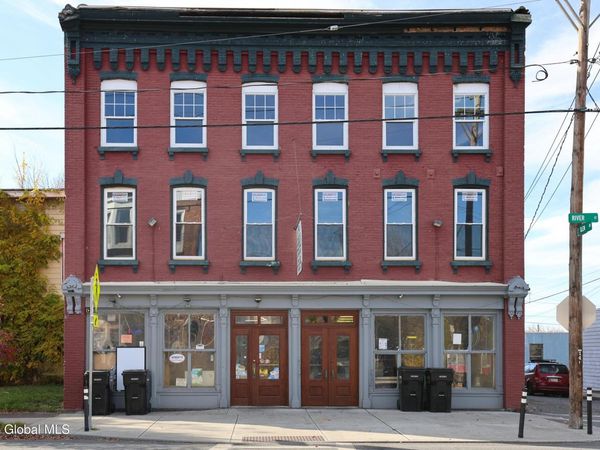 867-869 River Street, Troy, NY 12180