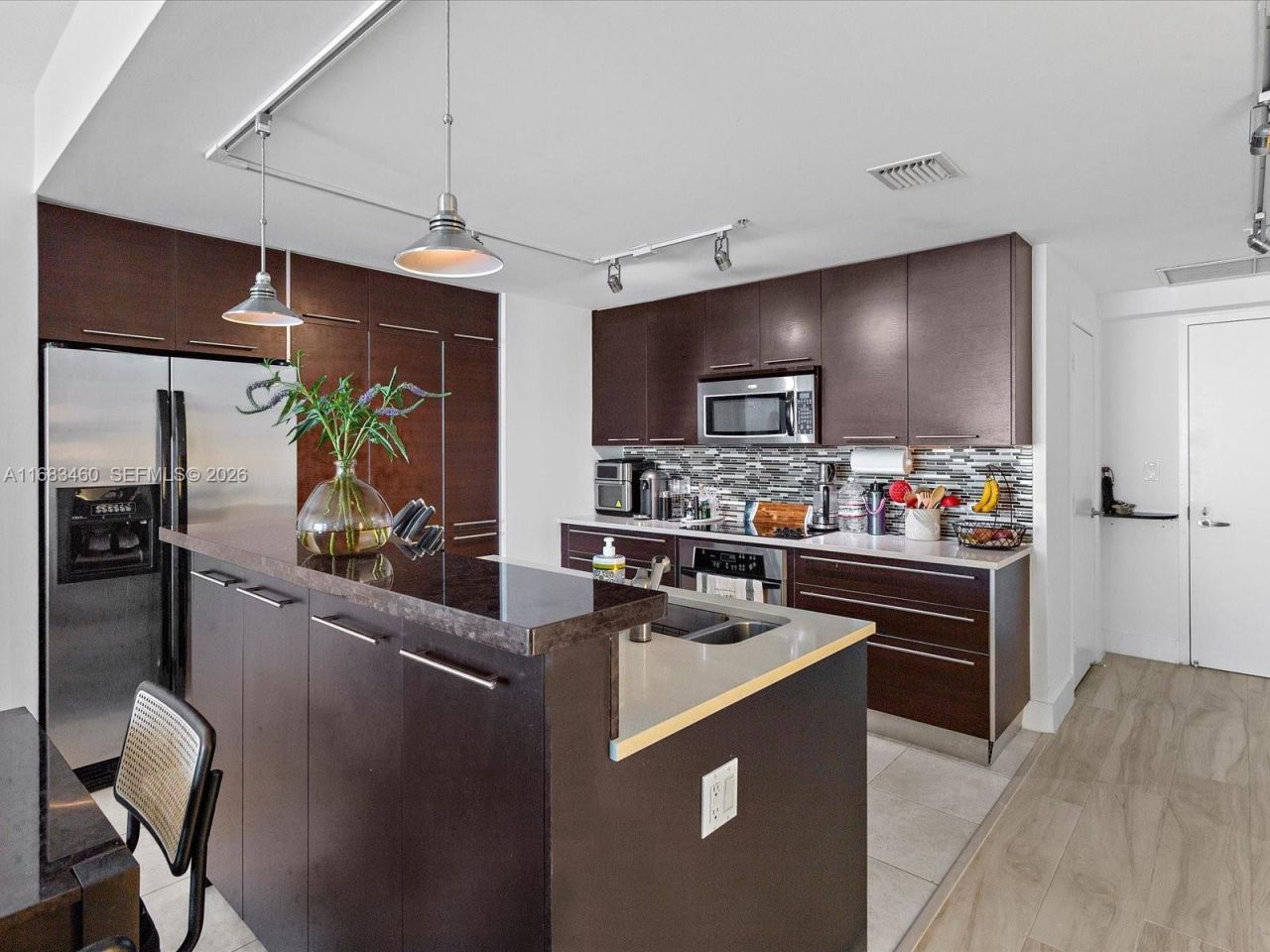 1900 N Bayshore Dr, Unit 1704, Miami, FL 33132 Photo