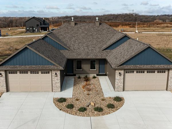 885 Picadilly Lane NW, Rochester, MN 55901