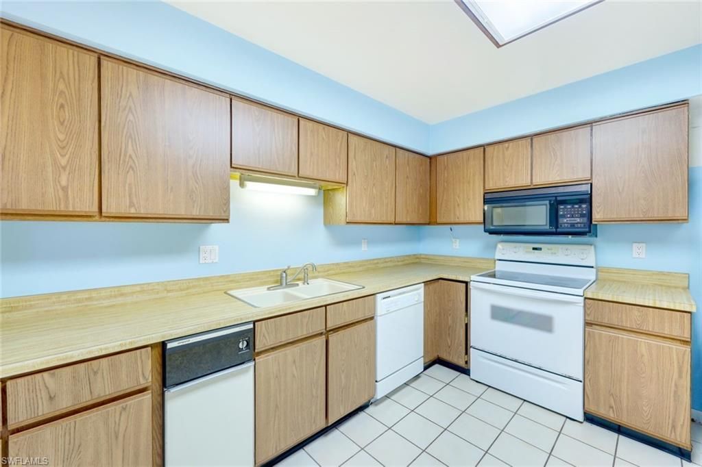 1340 Sandtrap Dr, Fort Myers, FL 33919 Photo