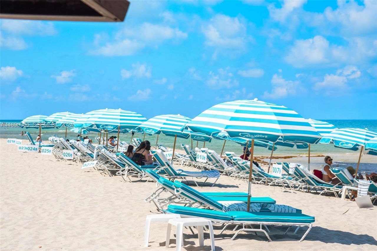 6801 Collins Ave, Unit 1215, Miami Beach, FL 33141 Photo