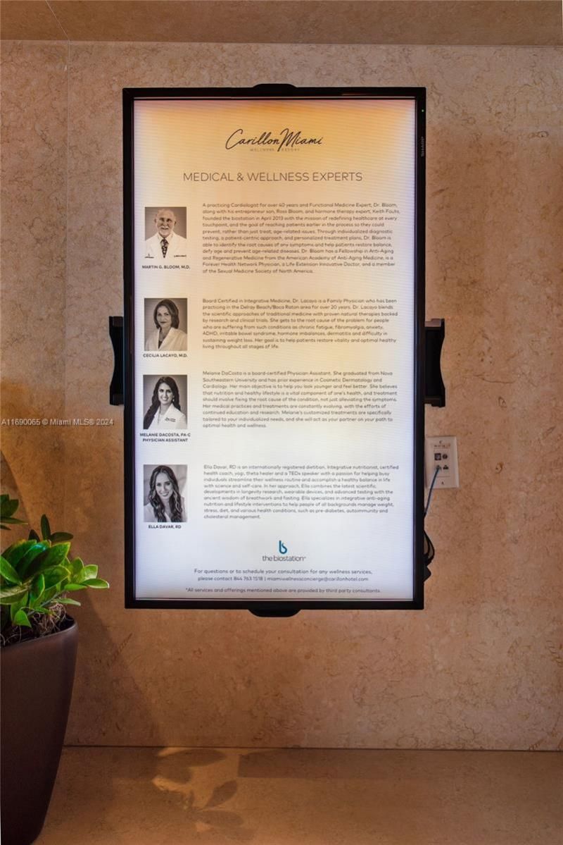 6801 Collins Ave, Unit 1215, Miami Beach, FL 33141 Photo