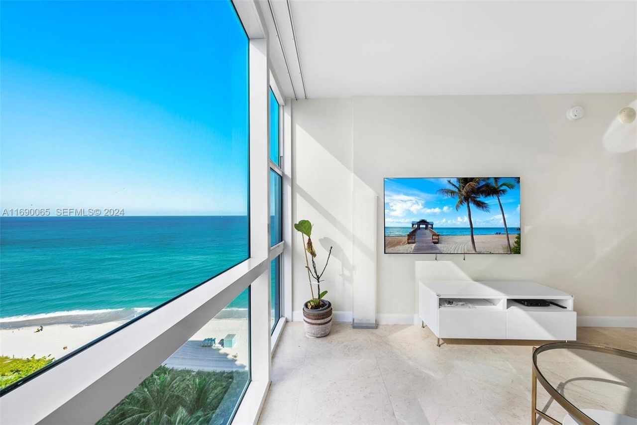 6801 Collins Ave, Unit 1215, Miami Beach, FL 33141 Photo