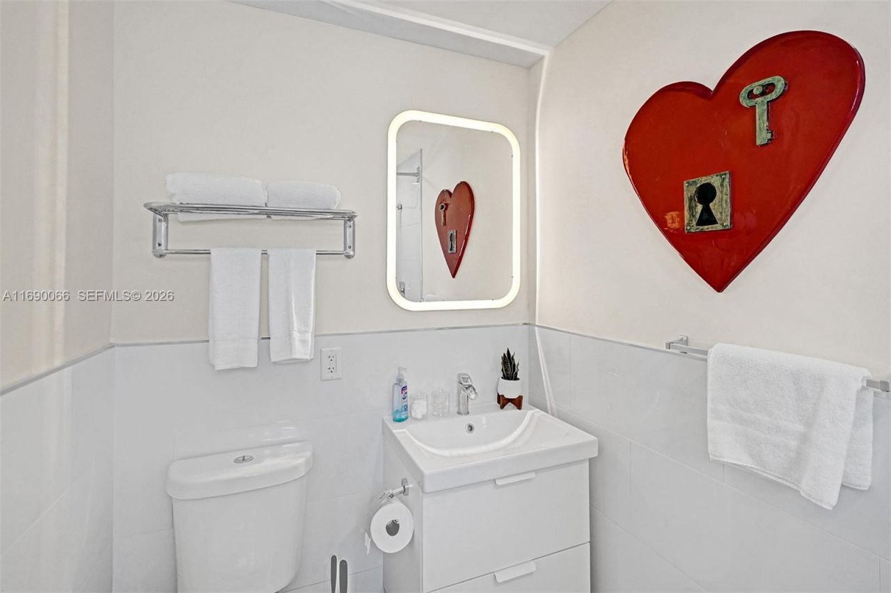 3020 + 3024 Seville St, Fort Lauderdale, FL 33304 Photo