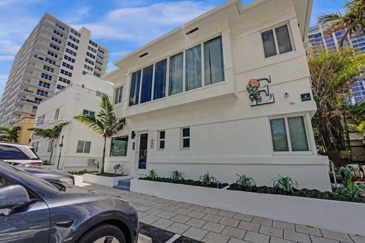 3020 + 3024 Seville St, Fort Lauderdale, FL 33304 Photo