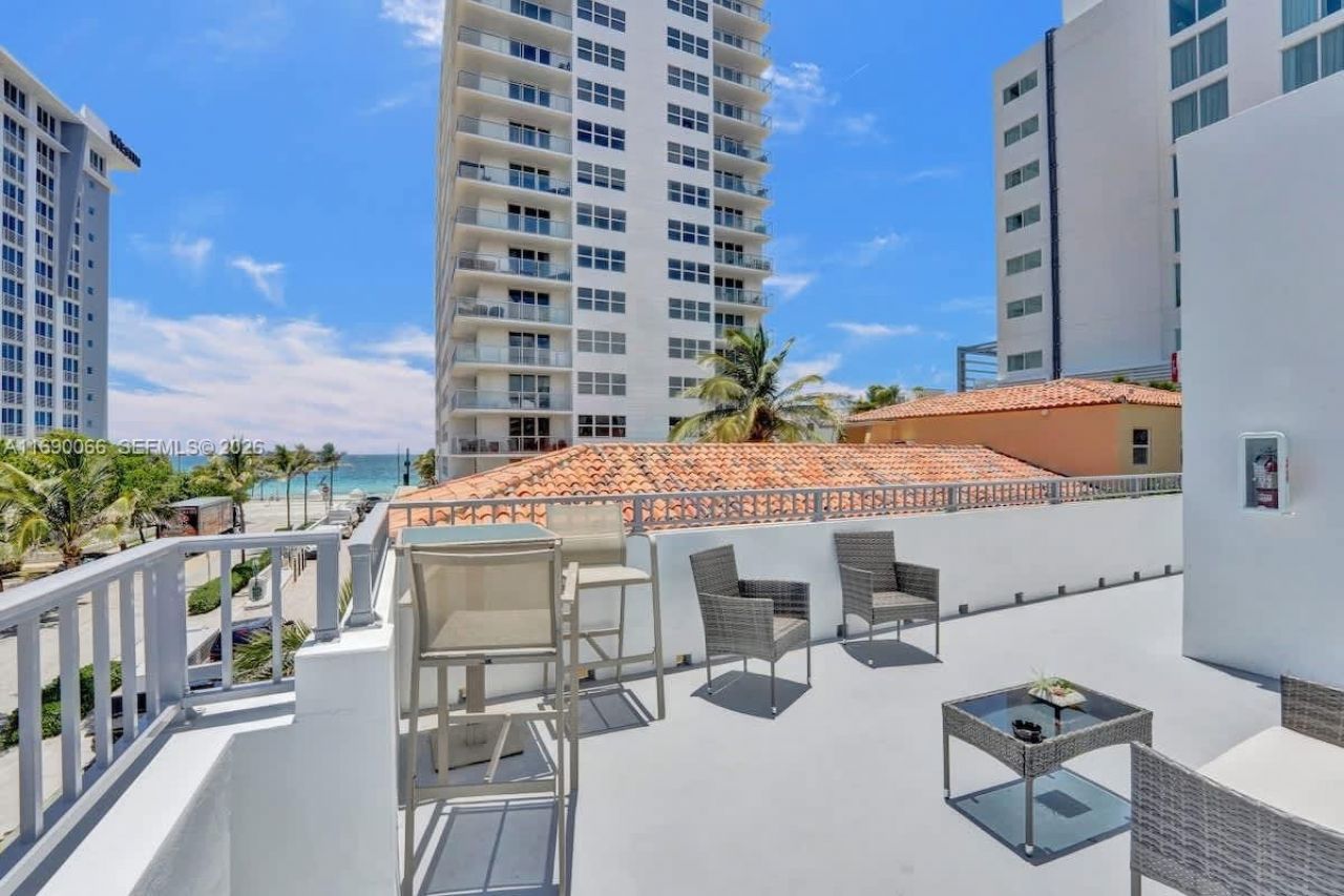 3020 + 3024 Seville St, Fort Lauderdale, FL 33304 Photo