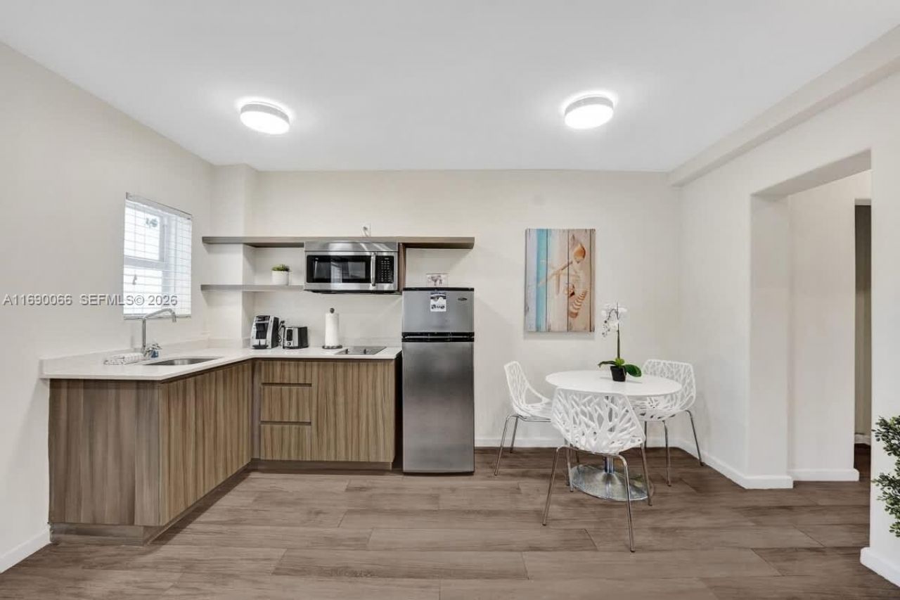 3020 + 3024 Seville St, Fort Lauderdale, FL 33304 Photo