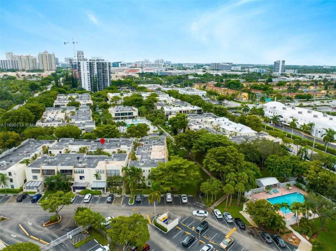 20350 W Country Club Dr, Unit 120-4, Aventura, FL 33180 Photo