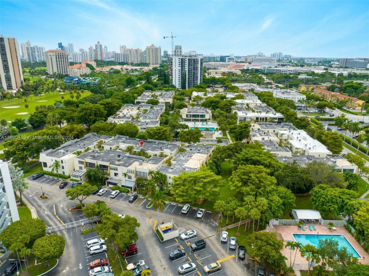 20350 W Country Club Dr, Unit 120-4, Aventura, FL 33180 Photo