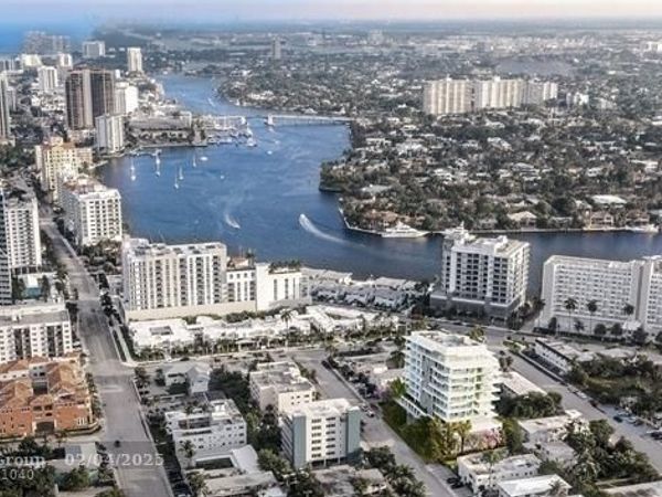 527 Orton Avenue, Unit 701A, Fort Lauderdale, FL 33304