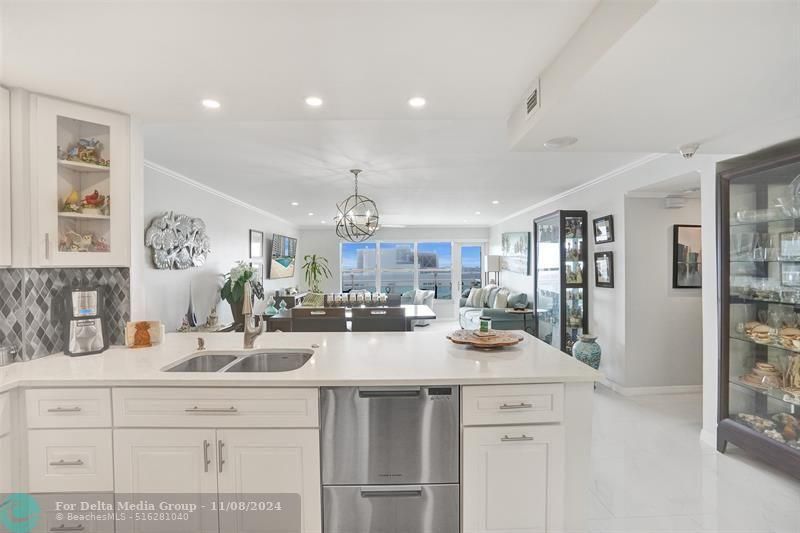 3900 Galt Ocean Drive, Unit 2104, Fort Lauderdale, FL 33308 Photo